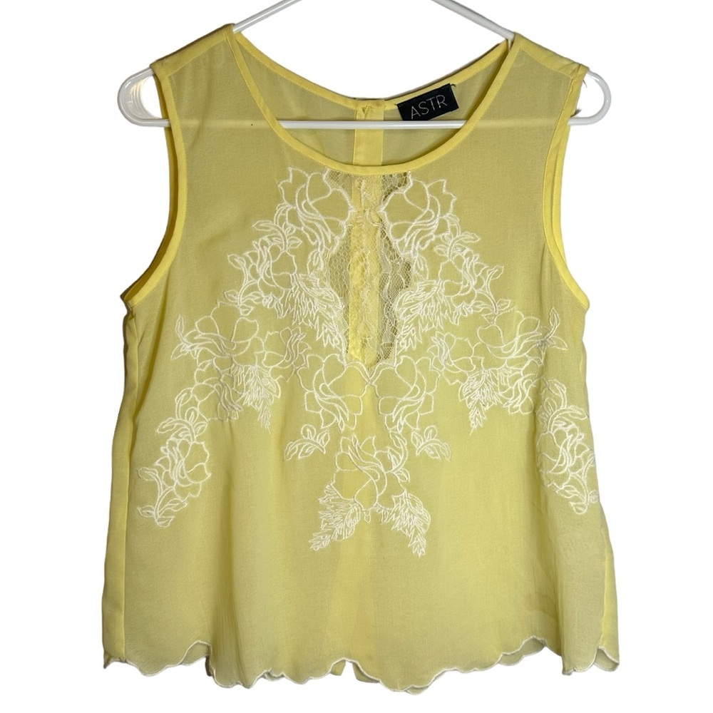 ASTR Yellow Lace Floral Embroidered Sleeveless‎ Blouse Size XS #AI2111101